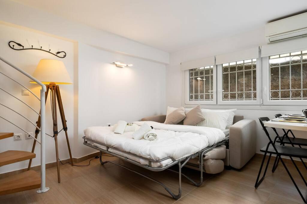 Modern Two Level Apartment In The Heart Of Atenas Exterior foto